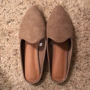Universal Thread (Target) mules - only worn once!